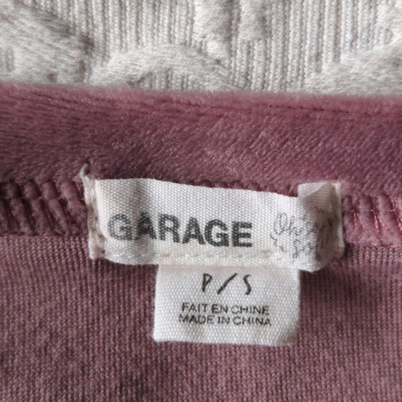 Garage Mauve Velour Top - Picture 5 of 8